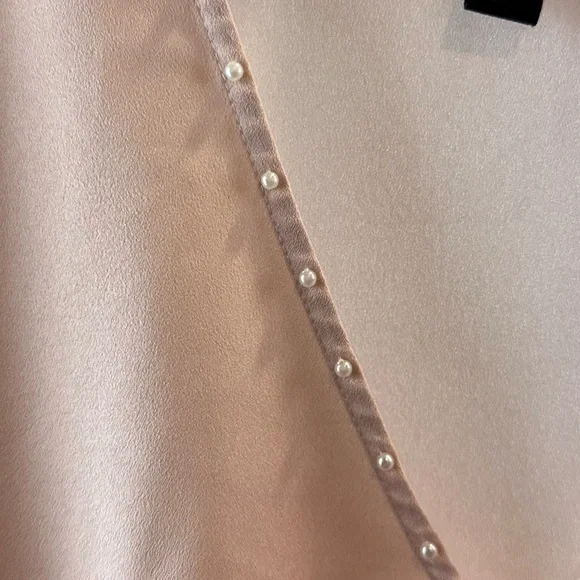 Karl Lagerfeld Blush Pearl Embellished Smocked Sleeve Top Women’s Size L - Picture 4 of 9